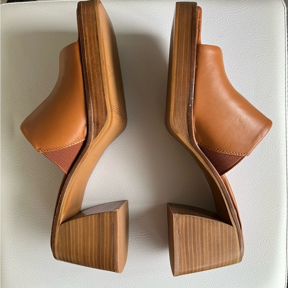 NWT L’Intervalle Tan Leather sandals 41/10 - Picture 6 of 8